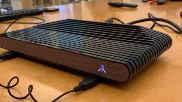 يبدو بأن جهاز atari vcs يستطيع تشغيل