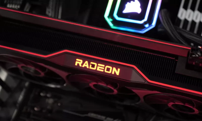 يدفع Overclocker Radeon RX 6900 XT إلى الرقم القياسي العالمي 3.22 جيجا هرتز