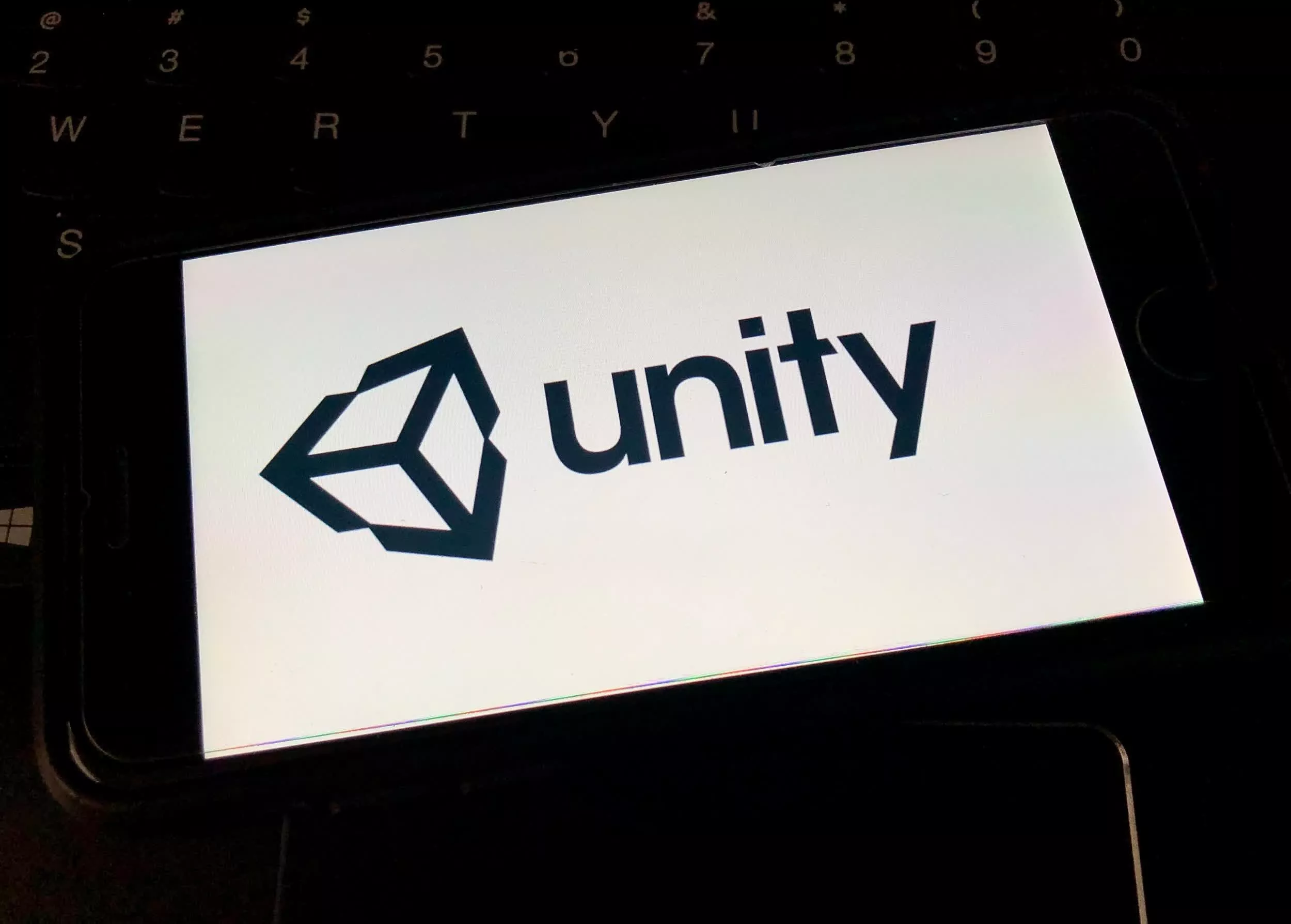 تسهل OneSignal على مطوري Unity